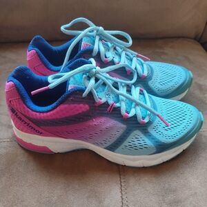 Karrimor Women's Vibrant Athletic Shoes